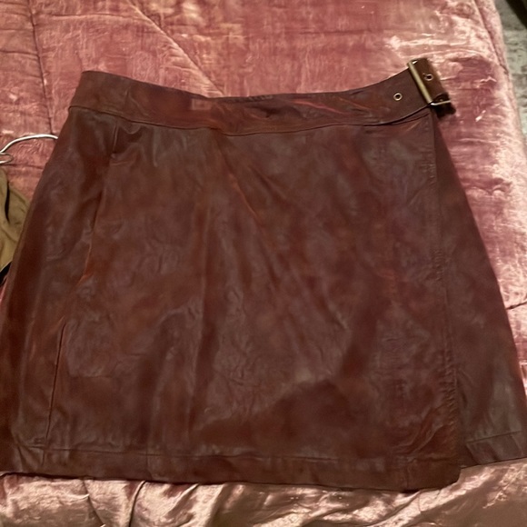 Size XL Chelsea and Violet mini skirt - Picture 1 of 1